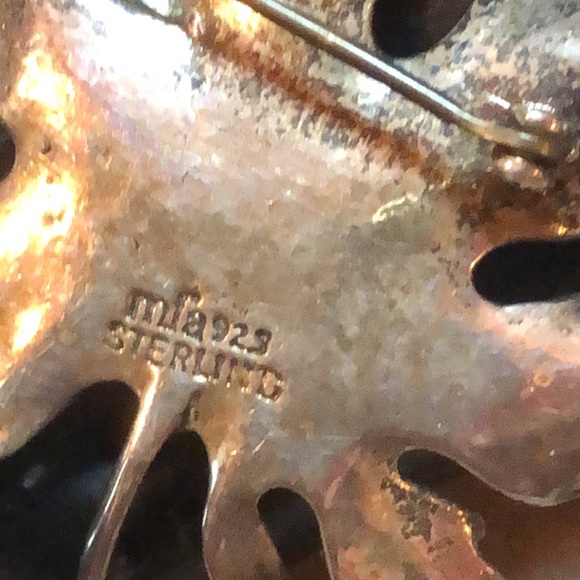 MFA 925 Sterling Maple Leaf Brooch & Pendant - Picture 4 of 7